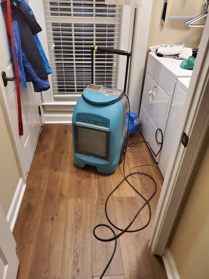 Commercial dehumidifier deployed for Crawl Space Restoration in Atlanta